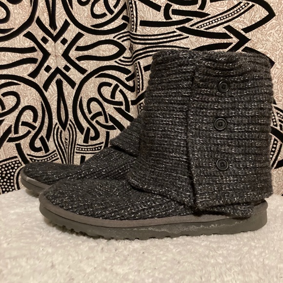 UGG Shoes - Space Gray Size 9 Knit UGGS